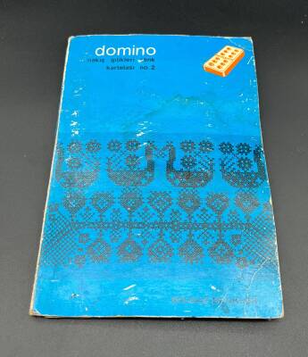 1982 Tarihli Domino Nakış İplikleri Renk Kartelası AOB3460 - 1