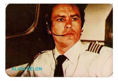 Alain Delon Kartpostal KRT9906 - 1