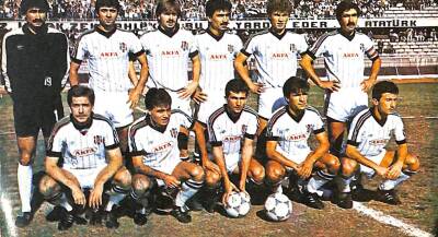 Beşiktaş Spor Kulübü Oyuncu Kadrosu Kartpostal KRT14843 - 1