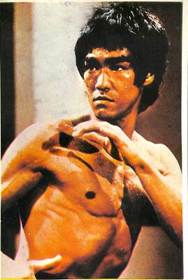 Bruce Lee Kartpostal KRT18662 - 1