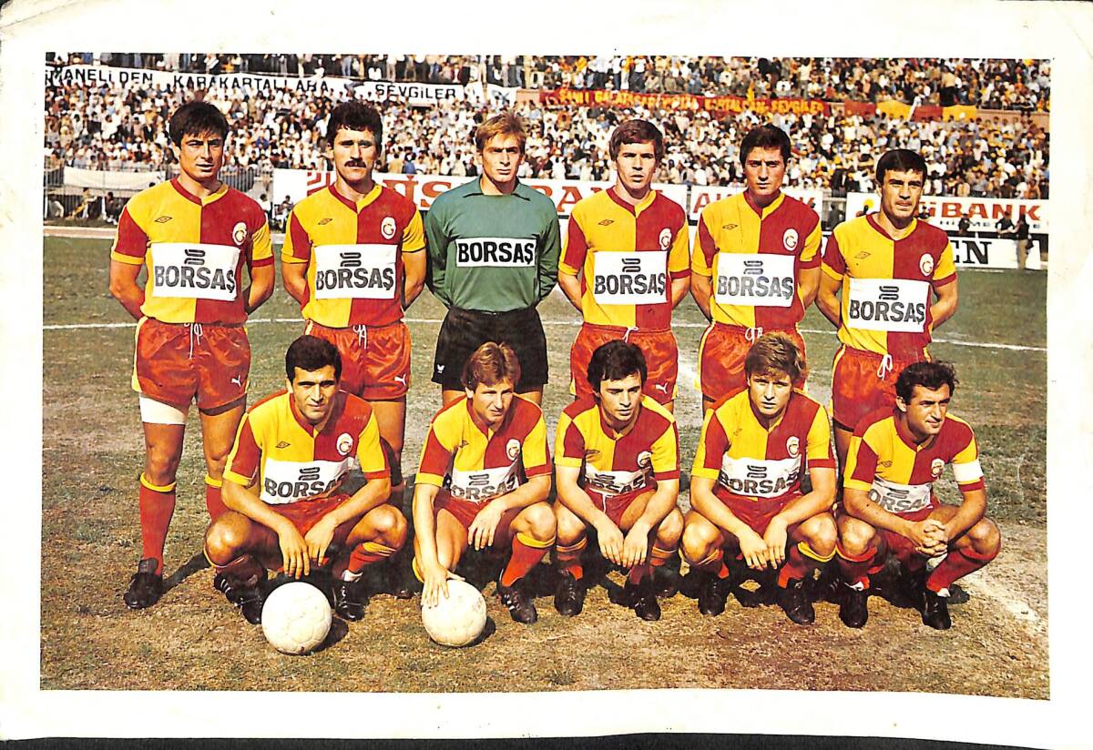 CimBom 1981-1982 Takım Kadrosu Kartpostal (Orta Boy) KRT22299 - 1