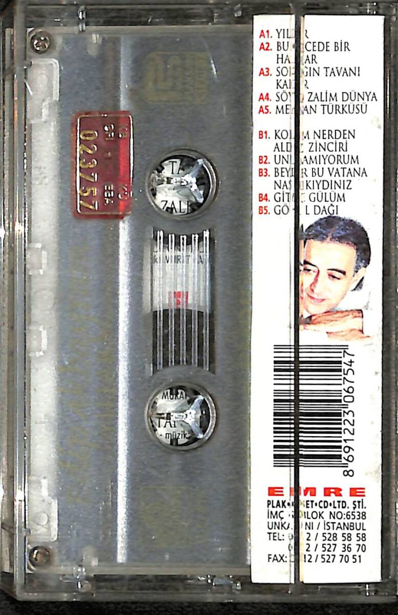 Edip Akbayram - Yıllar Kaset (Kırmızı Bandrol - İkinci El) KST26222 - 2