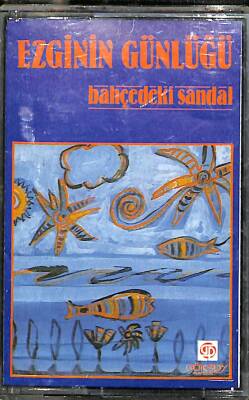 Ezginin Günlüğü - Bahçedeki Sandal (İkinci El) Kağıt Baskı KST23238 - 1