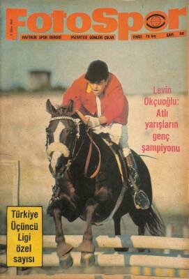 Fotospor Dergisi 2 Ekim 1967 Sayı 56 - Levin Okçuoğlu Atlı Yarışların Genç Şampiyonu DRG855 - 1