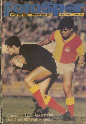 Fotospor Dergisi 8 Nisan 1968 Sayı 83 - Onursal İle Yasin Ankaradaki Maçta Yer Alamayan İki Genç NDR86063 - 1