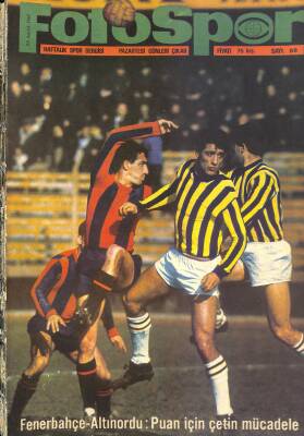 Fotospor Haftalık Spor Dergisi 23 Aralık 1967 Sayı 68 - Fenerbahçe-Altınordu Puan İçin Çetin Mücadele, Mathewsün Öğütleri NDR86048 - 1