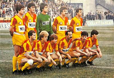 Galatasaray Kadro Kartpostal (Orta Boy) KRT19940 - 1