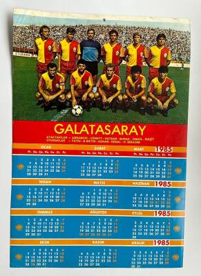 Galatasaray Oyuncu Kadrosu Ve 1985 Takvimi Kartpostal KRT7943 - 1