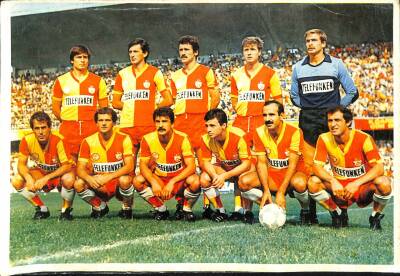 Galatasaray Takım (Orta boy) Kartpostal - 1