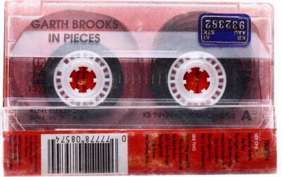 Garth Brooks *In Pieces* KST6070 - 4