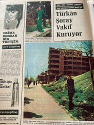 HAYAT DERGİSİ 21 Mayıs 1970 Sayı: 21 - Kapak: 19 Mayıs Kutlamaları - Türkan Şoray Vakıf Kuruyor - Atatürk Tablosu Hediyeli NDR488435 - 2