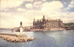 Haydarpaşa`dan Bir Görünüş Kartpostal KRT6080 - 1