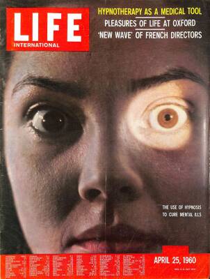 LIFE INTERNTIONAL 25 April 1960 - Alain Resnais , Princess Margaretha, Princess Sophia NDR84129 - 1