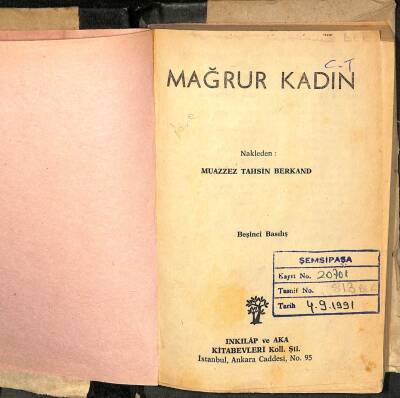 Mağrur Kadın KTP2850 - 1