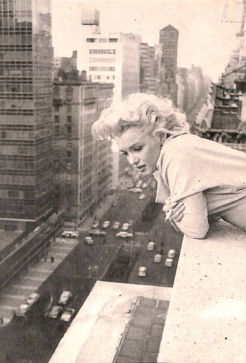 Marilyn Monroe Kartpostal (Küçük Boy) KRT21531 - 1