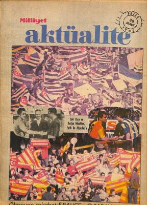 Milliyet Aktüalite 26 Aralık 1982 - Zeki Rıza ve Arslan Nihattan Fatih ile Alparslana, Ayşen Gruda, Adile Naşit, Ayşegül Atik NDR85514 - 1