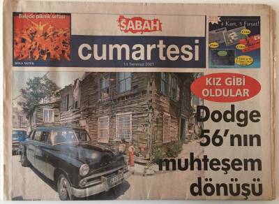 Sabah Gazetesi Pazar Eki 1 Temmuz 2001 - Dodge 56nın Muhteşem Dönüşü Kız Gibi Oldular GZ20826 - 1