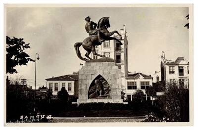 Samsun - Atatürk Heykeli Eski Fotokart KRT6247 - 1