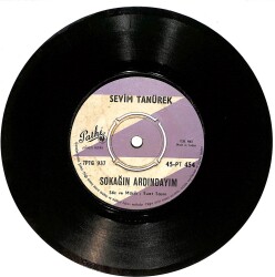 Sevim Tanürek - Derbederim / Sokağın Ardındayım Plak (10/6) PLK25419 - 2