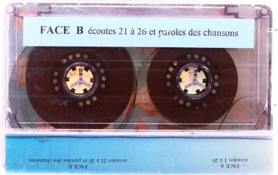 *Tourne Les Pages* Kaset KST6849 - 4