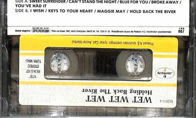 Wet Wet Wet *Holding Back the River* Kaset KST23410 - 2