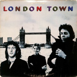 Wings – London Town (1978 - Kanada - Capitol Records) LP (108.5) PLK18358 - 1