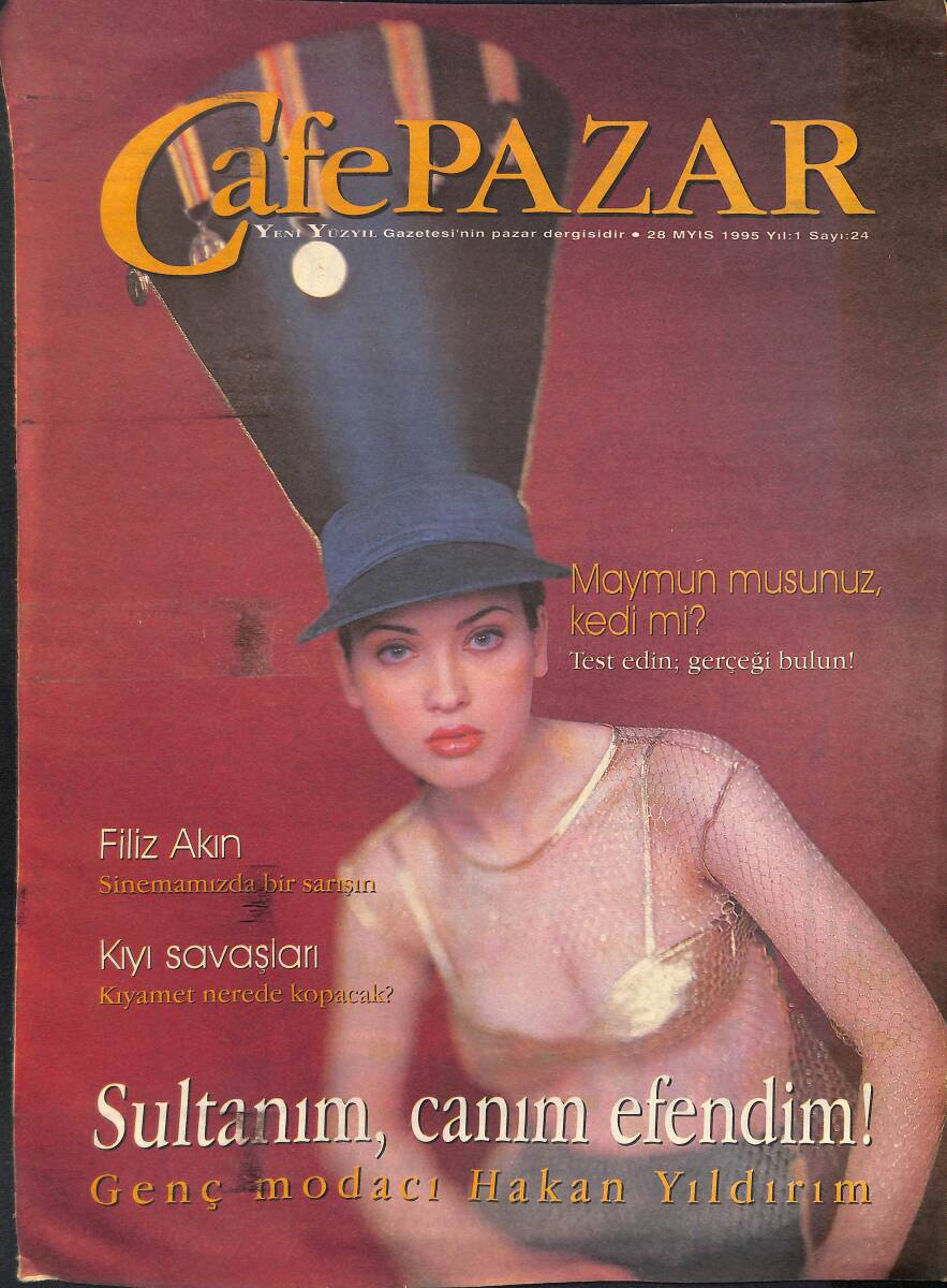 Yeni Yüzyıl Gazetesi Cafe Pazar Eki 28 Mayıs 1995 - Sinemamızda Bir Sarışın ' Filiz Akın ' - Kıyamet Nerede Kopacak ? GZ155762 - 1